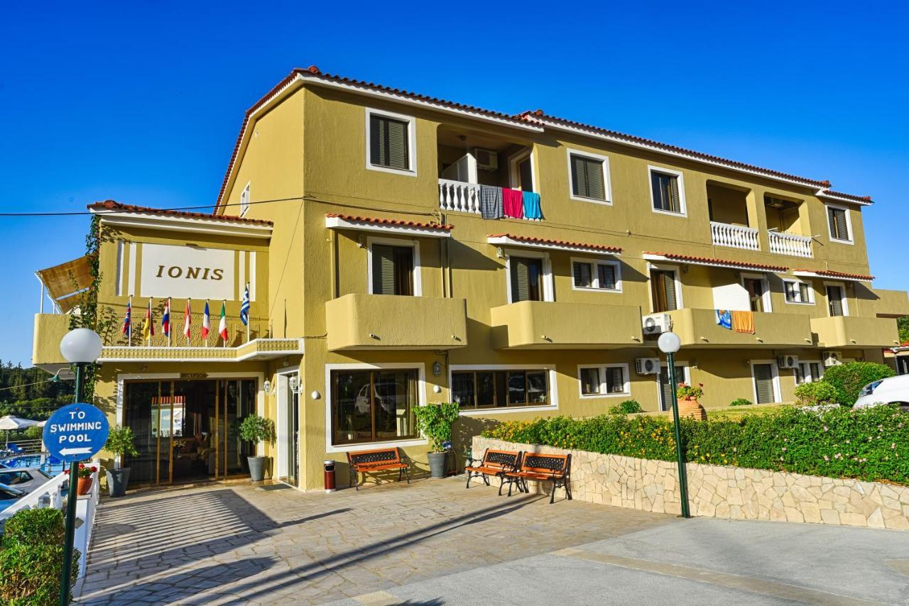 Ionis Hotel Troianata Buitenkant foto